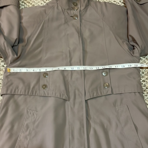 Vintage Jacqueline Ferrar Trench Coat with Wool Blend Button Out Liner - Taupe - Picture 7 of 16